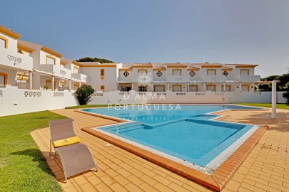 Moradia T3 para Venda em Albufeira e Olhos de Água