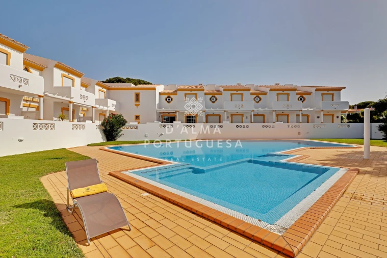 Moradia T3 para Venda em Albufeira e Olhos de Água Foto 27