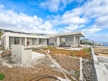 Moradia T3 para Venda em Estreito da Calheta