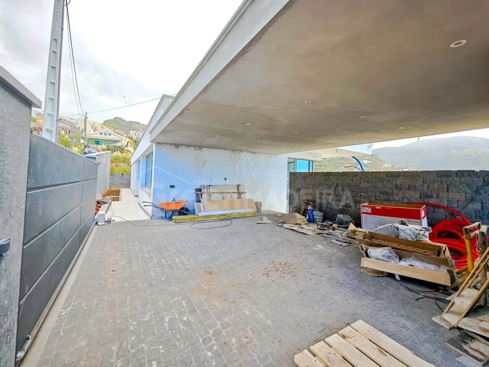 Moradia T3 para Venda em Ribeira Brava Foto 31