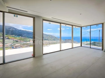 Moradia T3 para Venda em Ribeira Brava