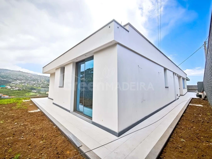 Moradia T3 para Venda em Ribeira Brava Foto 24