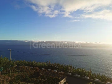 Moradia T4 para Venda em Ponta do Sol