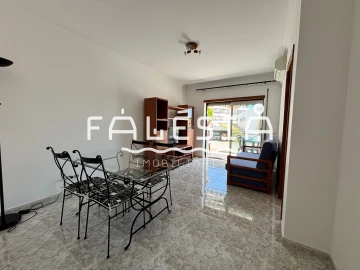 Apartamento T1 para Arrendamento em Albufeira e Olhos de Água
