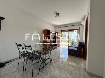 Apartamento T1 para Arrendamento em Albufeira e Olhos de Água