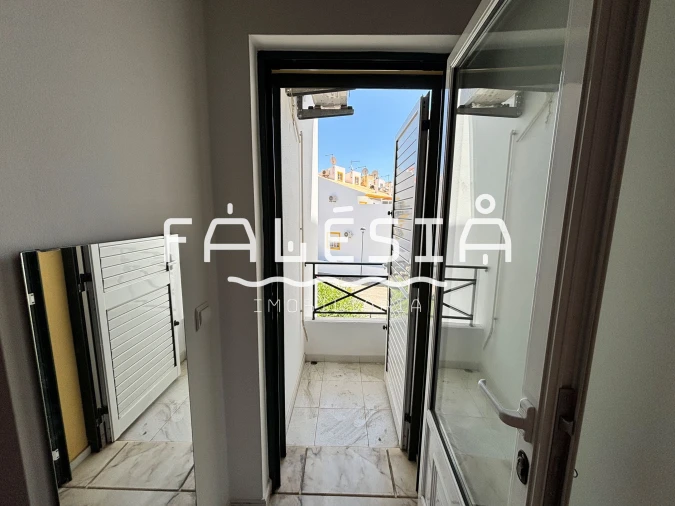 Apartamento T1 para Arrendamento em Albufeira e Olhos de Água Foto 5