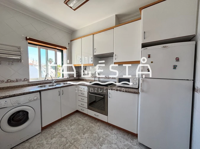 Apartamento T1 para Arrendamento em Albufeira e Olhos de Água Foto 13