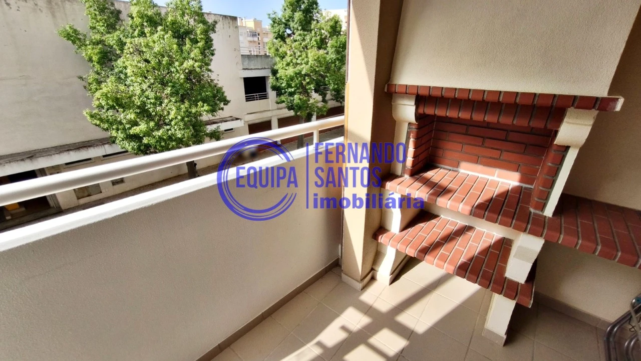 Apartamento T2 para Venda em Armação de Pera Foto 15