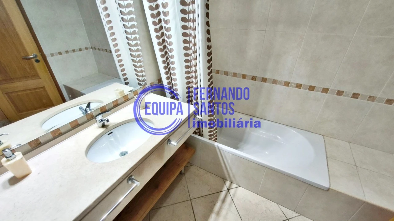 Apartamento T2 para Venda em Armação de Pera Foto 23