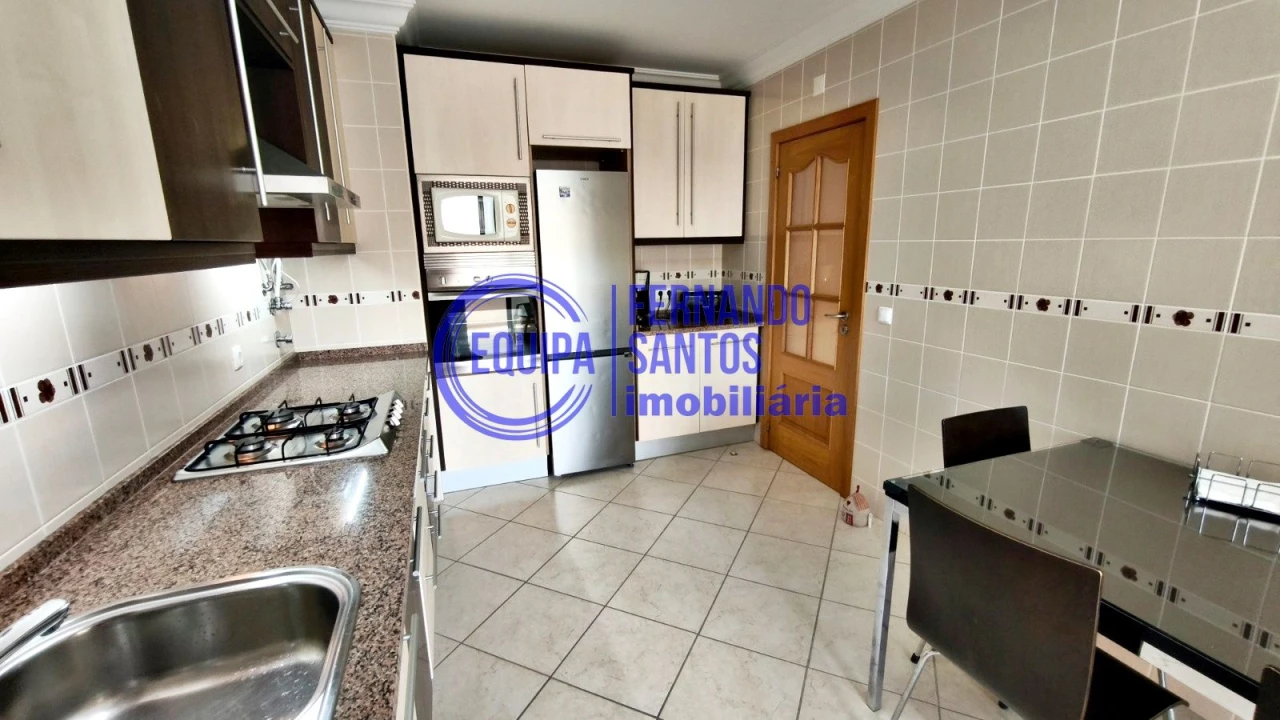 Apartamento T2 para Venda em Armação de Pera Foto 13