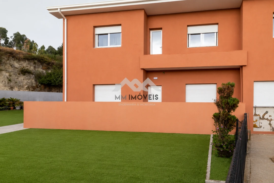 Terreno para Venda em Pedrouços Foto 1