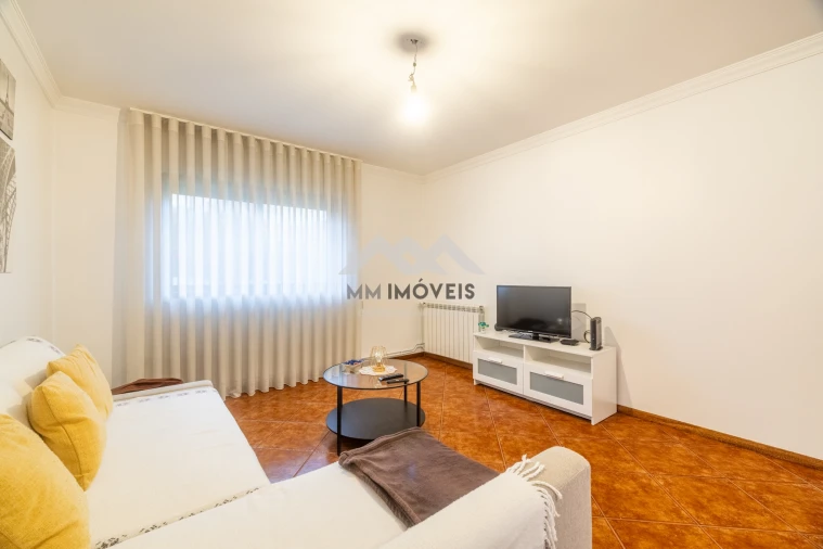 Apartamento T2 para Venda em Valongo Foto 31