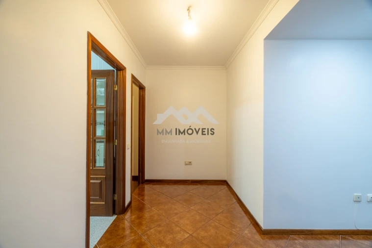 Apartamento T2 para Venda em Valongo Foto 28