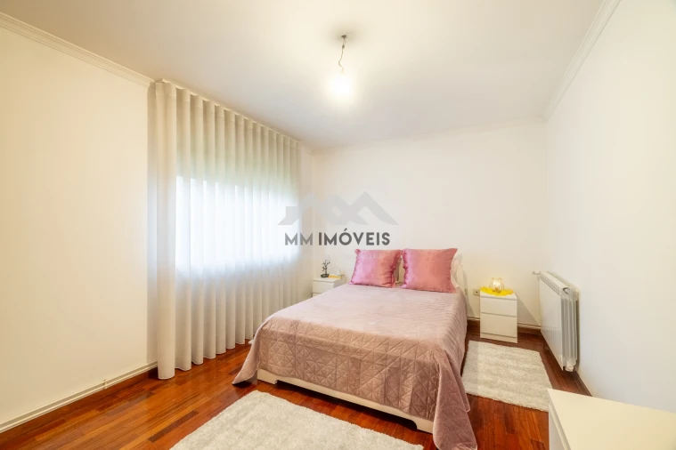 Apartamento T2 para Venda em Valongo Foto 7