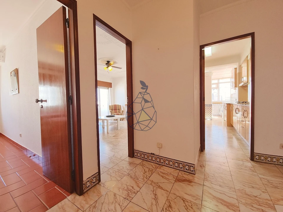 Apartamento T2 para Arrendamento em Portimão Foto 15