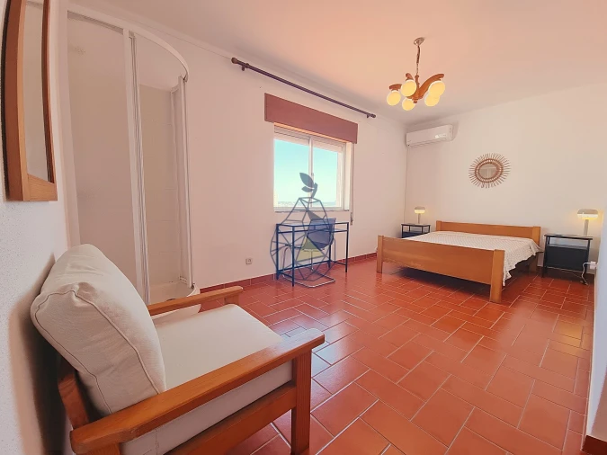 Apartamento T2 para Arrendamento em Portimão Foto 16