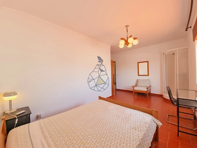 Apartamento T2 para Arrendamento em Portimão Foto 17