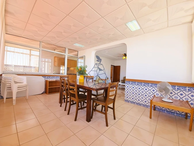 Apartamento T2 para Arrendamento em Portimão Foto 12