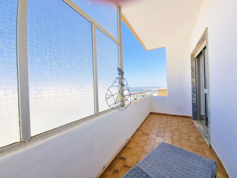 Apartamento T2 para Arrendamento em Portimão Foto 22