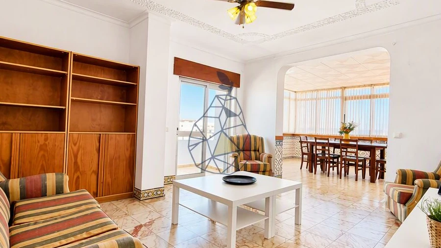 Apartamento T2 para Arrendamento em Portimão