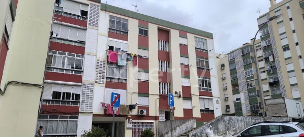 Apartamento T2 para Venda em Águas Livres