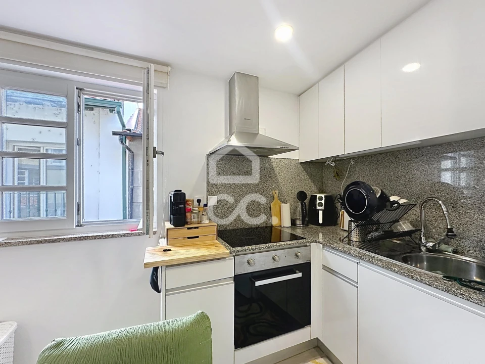 Apartamento T1 para Venda em Santa Maria Maior Foto 7