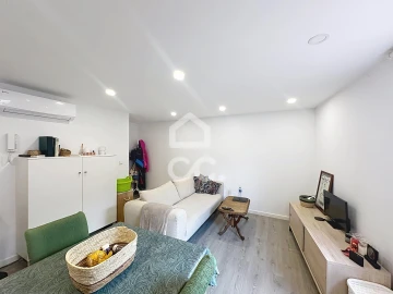 Apartamento T1 para Venda em Santa Maria Maior