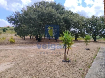 Moradia T3 para Venda em A dos Negros