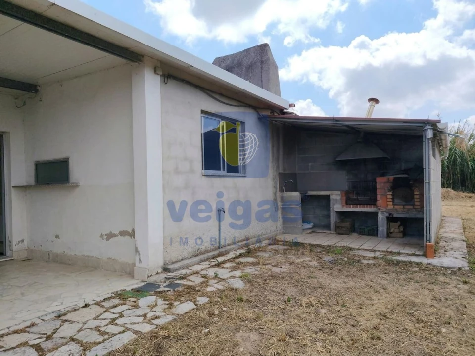 Moradia T3 para Venda em A dos Negros Foto 4