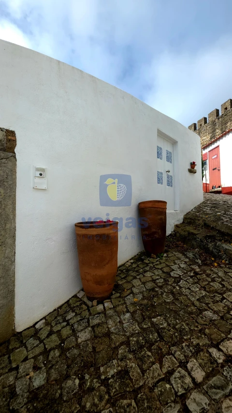 Moradia T1 para Venda em Santa Maria, São Pedro e Sobral da Lagoa