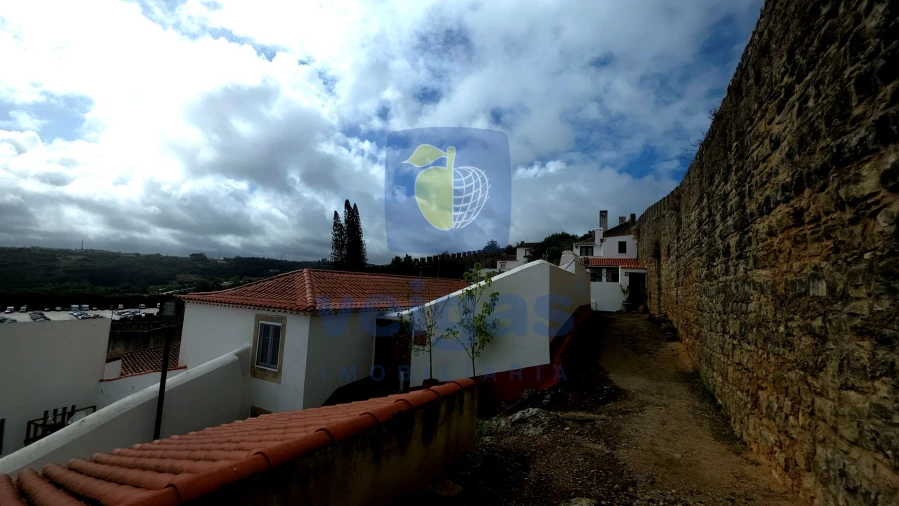 Moradia T1 para Venda em Santa Maria, São Pedro e Sobral da Lagoa Foto 18