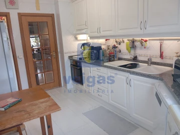 Apartamento T4 para Venda em Caldas da Rainha - Santo Onofre e Serra do Bouro