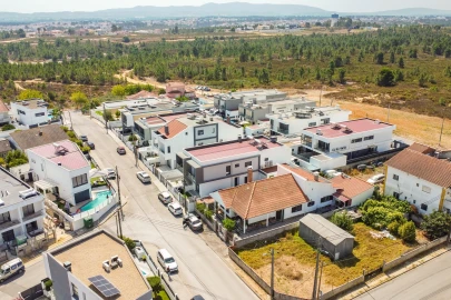 Moradia T4 para Venda em Fernao Ferro