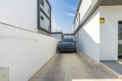 Moradia T4 para Venda em Fernao Ferro