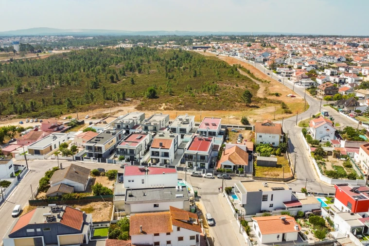 Moradia T4 para Venda em Fernao Ferro Foto 52
