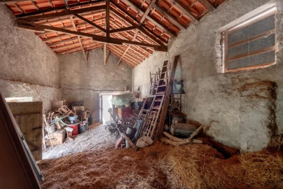 Armazém para Venda em Vila do Bispo e Raposeira