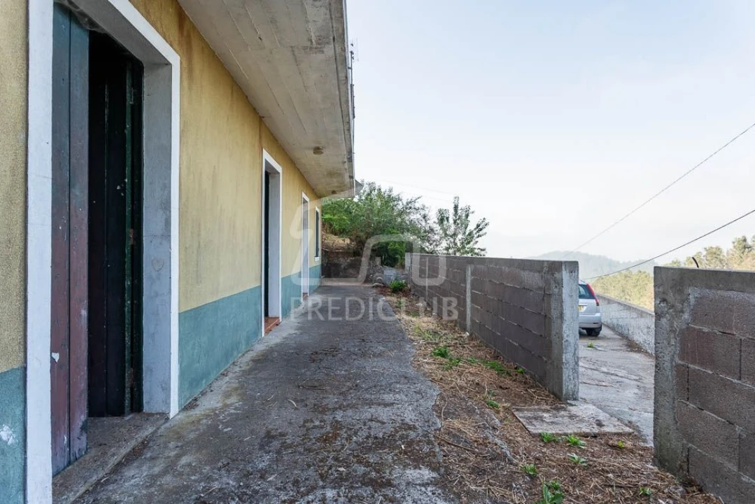 Moradia T3 para Venda em Jardim da Serra Foto 5