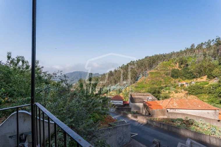 Moradia T3 para Venda em Jardim da Serra Foto 14