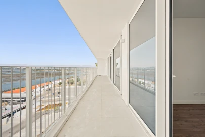 Apartamento T4 para Venda em Seixal, Arrentela e Aldeia de Paio Pires