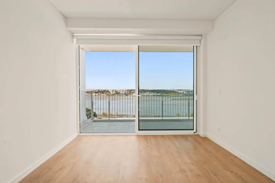 Apartamento T4 para Venda em Seixal, Arrentela e Aldeia de Paio Pires Foto 24