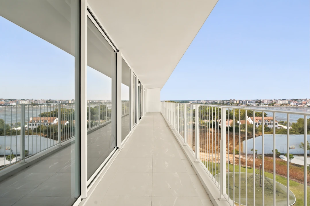 Apartamento T4 para Venda em Seixal, Arrentela e Aldeia de Paio Pires Foto 6