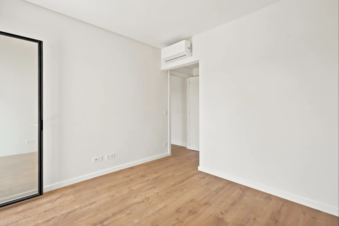 Apartamento T4 para Venda em Seixal, Arrentela e Aldeia de Paio Pires Foto 39