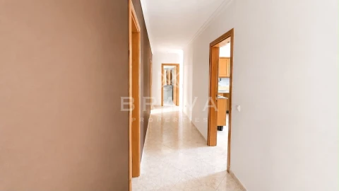 Apartamento T2 para Venda em Olhão