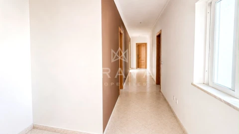 Apartamento T2 para Venda em Olhão