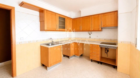 Apartamento T2 para Venda em Olhão