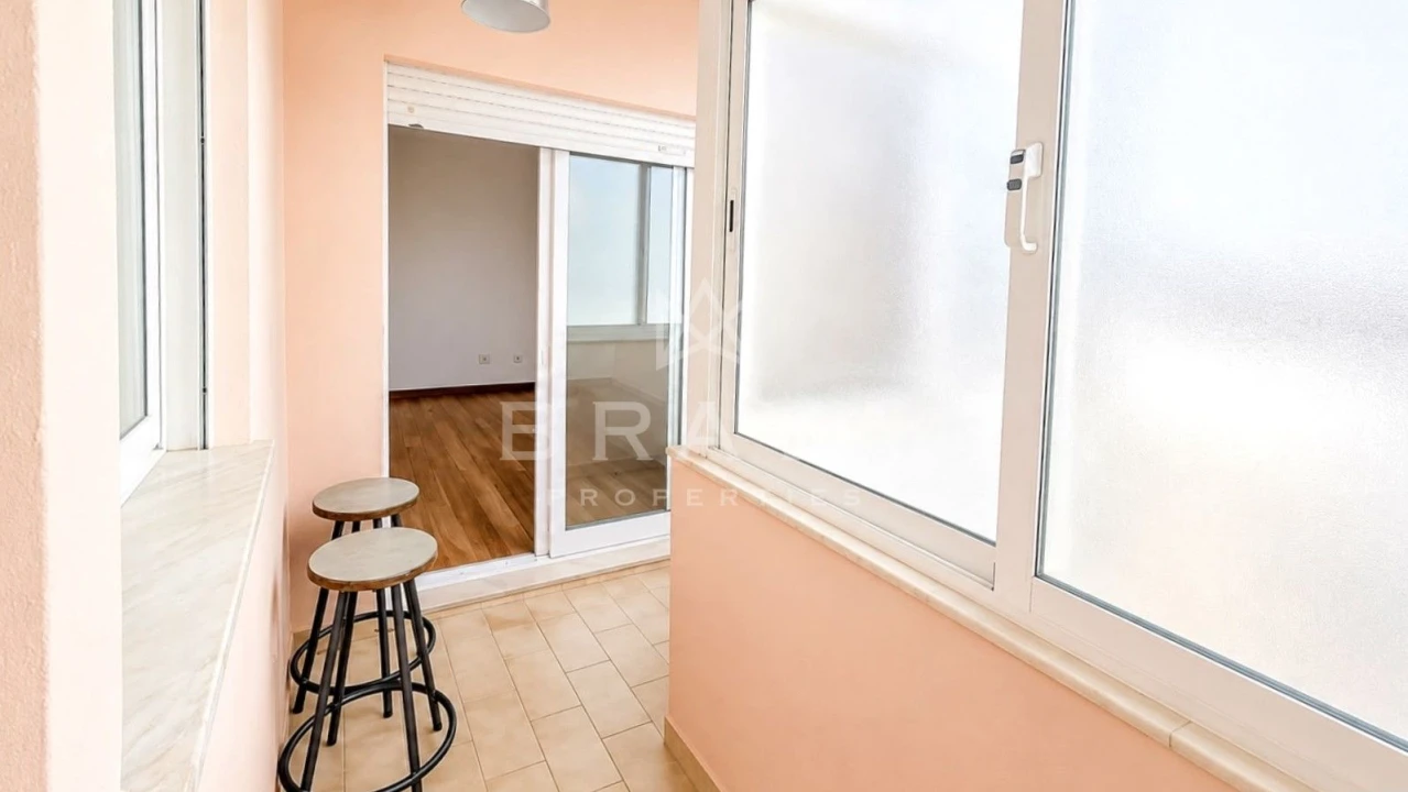 Apartamento T2 para Venda em Olhão Foto 13