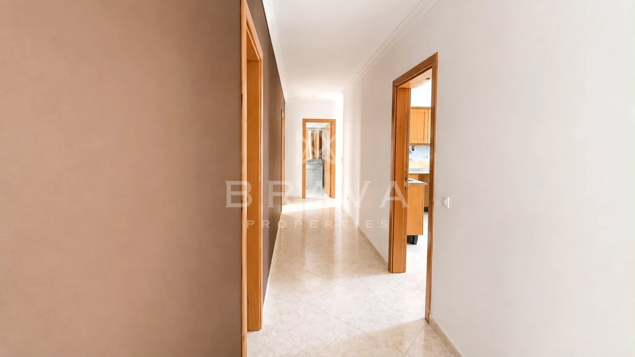 Apartamento T2 para Venda em Olhão Foto 10