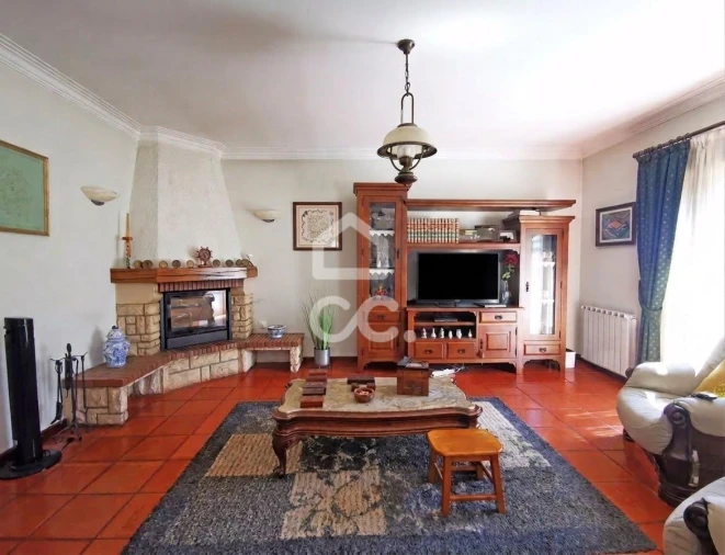 Moradia T4 para Venda em Santa Marta de Portuzelo Foto 2