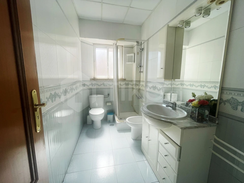 Apartamento T2 para Venda em Venteira Foto 14