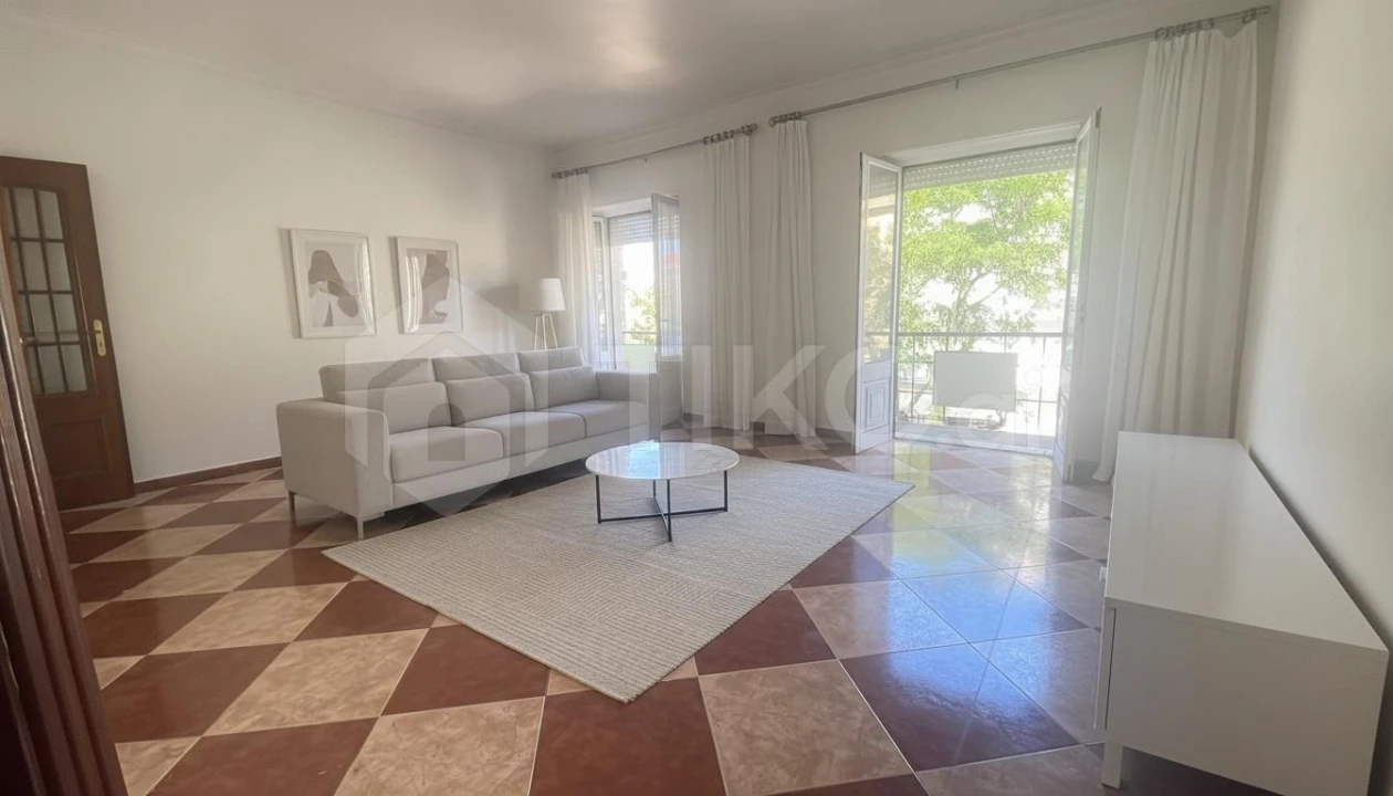 Apartamento T2 para Venda em Venteira Foto 4